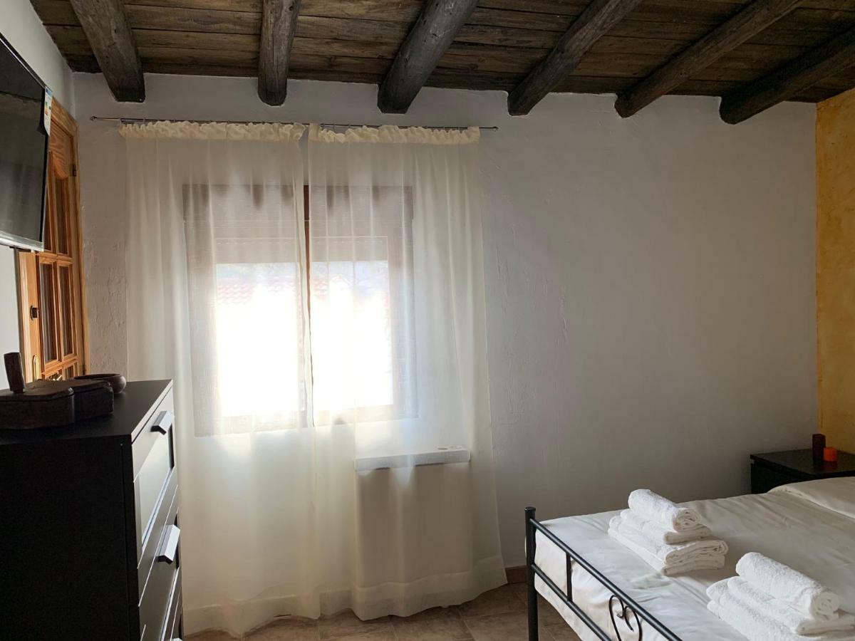 Casa Castillo Perales de Tajuna Екстериор снимка