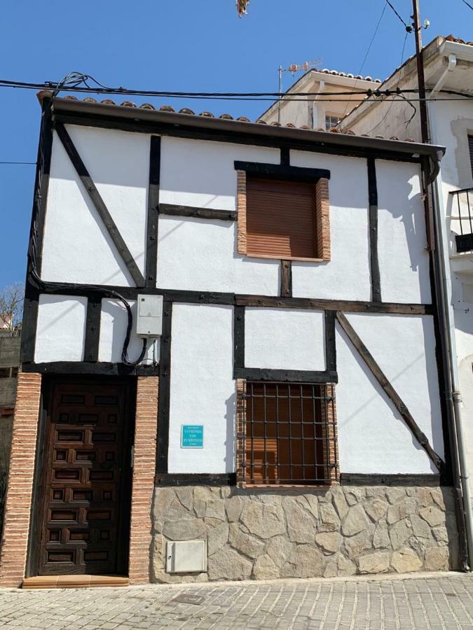 Casa Castillo Perales de Tajuna Екстериор снимка
